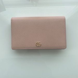 GG Marmont mini chain bag